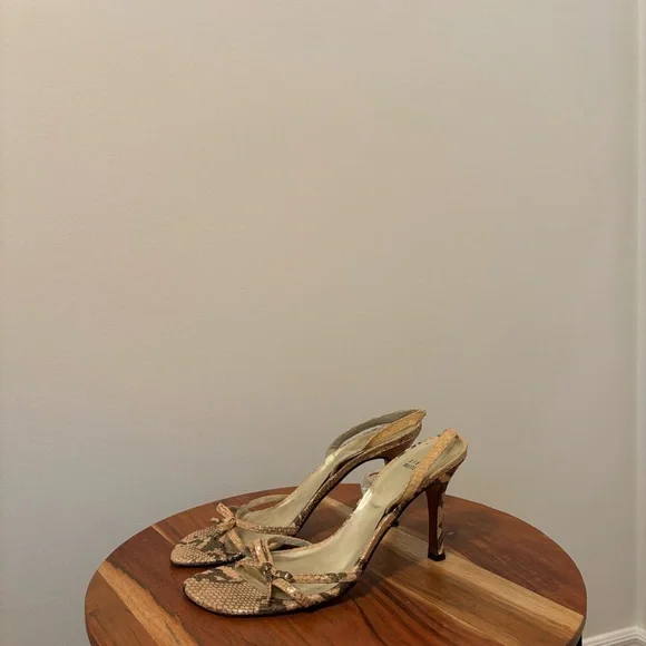 Stuart Weitzman Beige and Brown Heels Size 10 - Picture 1 of 7